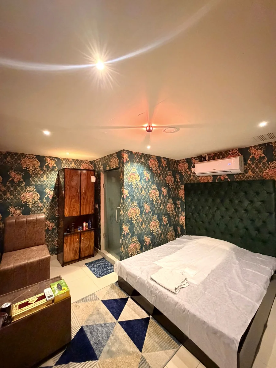 Treatment room at Relajate